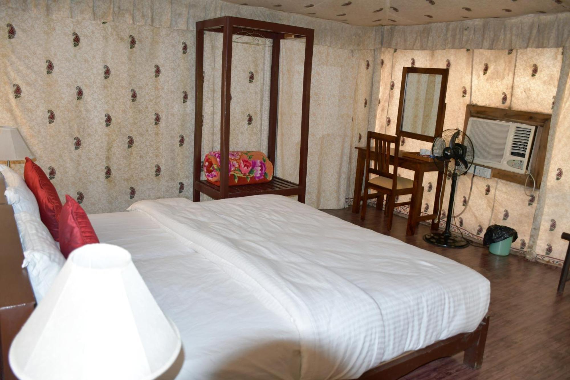 Sultan Bagh Resort By The Sky Imperial Sawai Madhopur Quarto foto